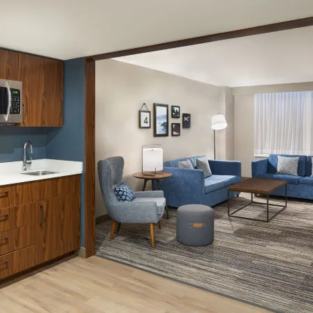 Four Points by Sheraton Point Edward Sarnia