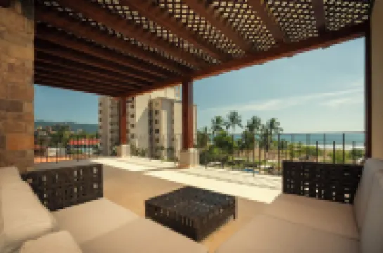 Crocs Resort & Casino