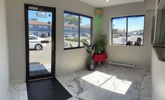 Ritz Motel