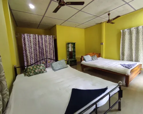 Homecation Dalvi Cottage Hotels in Baksa