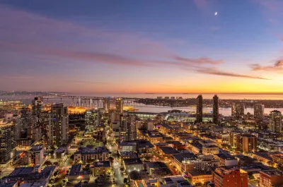Penthouse High-Rise Ocean & City Views Hotels in San Diego Old Town