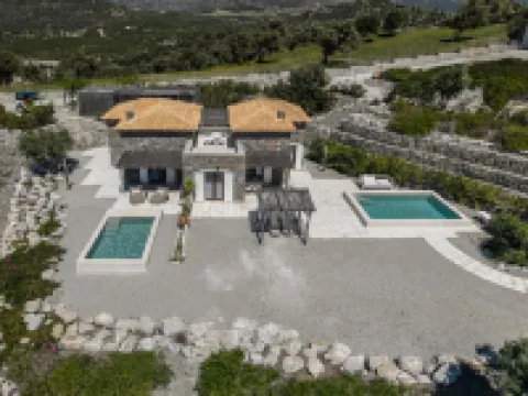 Palazzo Greco Villas Hoteles en Lampi