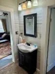 Waterfront Private Retreat - Near Downtown