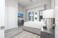 New 5BR Stylish Duplex – Modern Comfort Just Minutes from Disney!