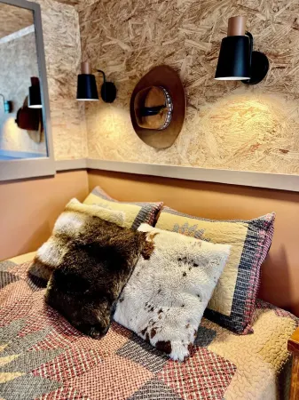 Pet Friendly Fully Fenced Cozy Casita Near Sedona!