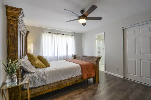 Wonderful 3 bed 2 bath home with plenty of parking Merced County 호텔