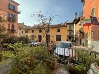 Piazza Erbe Lodge