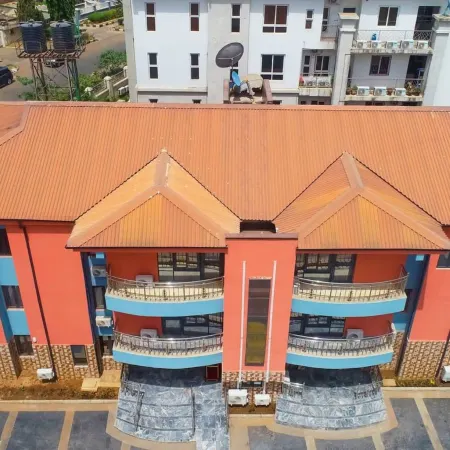 Madaki's Executive Suites