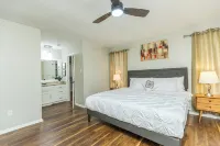 Suburban Oasis,Pool& Spa, Ping pong, Air Hockey, Pool table & Arcade, Cul De Sac