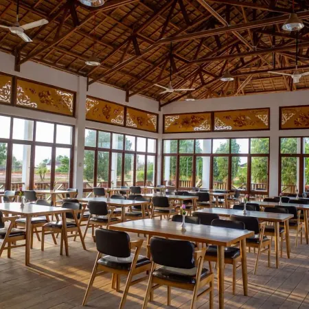S Hotel and Resort