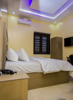Mitos Luxury Suites (Bode Thomas) Hotels in Surulere