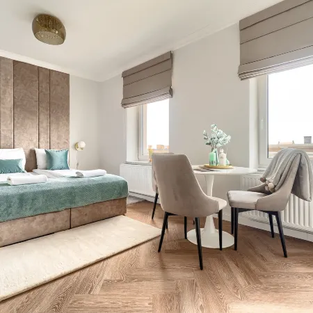 Margi Daphne Lux Beauti Studio