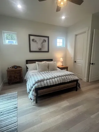 Kirk’s Kasita~ a charming 1-bedroom Kasita with WiFi, AC in beautiful Prescott! Отели в г. Явапаи