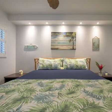 Maui Paradise – BEACH FRONT condo w/AC, Stunning Ocean & Sunset Views!!