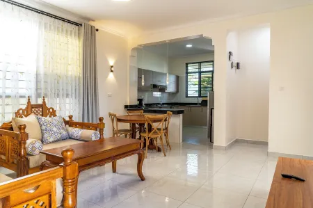 Leshan Luxury Villas