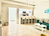 Juba Sound Retreat Apt#2Peaceful beautiful 2-bedroom apartment in TCI & Pool.