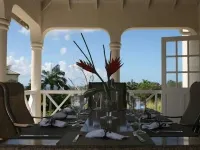 Luxury Villa St James,  4 bed 4 bath , Private Pool, fantastic sea views Hotele w: Mount Standfast