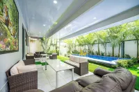 18 Bedroom PRIVATE HOME Jaco Beach, 5-Year of Excellence, VIP Concierge Services - 私人泳池