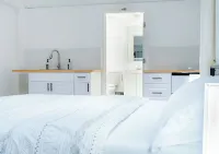 Cozy apartment next to Busch Gardens / USF Hotels near Busch Gardens Tampa Bay