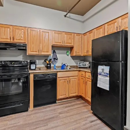 Perfect Blend of Convenience & Comfort in the heart of Syracuse NY