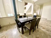House in exclusive sector with parking