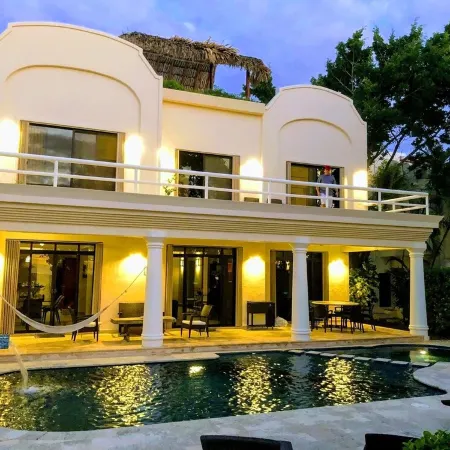 Discover Your Ocean Paradise at Villa Coronado: Your Dream Getaway Awaits!