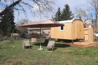 Zirkuswagen: Glamping Küche Parken Hofladen