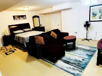 Cozy and private  1-bedroom apartment in a serene Milton neighborhood Hotels near Glen Eden