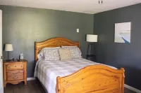 Bountiful Cabin + Hot Tub