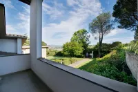 Private villa near Certaldo and San Gimignano with swimming pool and large garden.