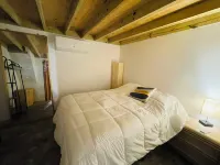 Cozy cabin with 1 bedroom and WiFi, AC in lovely Homestead