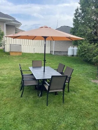 Stylish and Comfortable Downtown Historical Home Two Blocks From the River