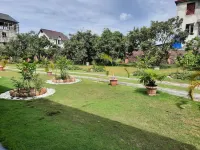 Appartement 3 Chambres, 1er Étage のホテル