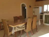 Gîte de Léa: Mas in stone near Mont ventoux, Dentelles montmirail Hotel a Aubignan