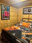 Waterfront Bandera Rustic Cabin on River-pet friendly