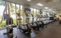 Apartment Ocean View Steps Away from the Beach in Sunny Isles Miami Luxury