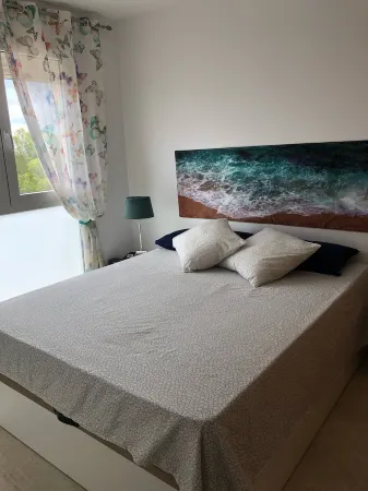 Beautiful apartment with sea views, 5 min walk to the beach. Cap roig Отели в г. Baix Ebre