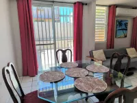 Ginger House. Charming 3-bedroom townhome, fast WiFi, A/C in enchanting Rincón