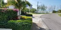 Oceanview Luxury Villa - Private Pool, AC & Wi-Fi, 5 Min Drive to Beach