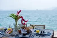 Crystal clear paradise