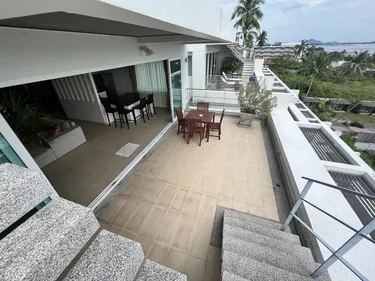 รูปภาพของStudio apartment with spectacular ocean view and large balcony
