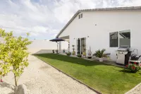 High Desert Home 15 Minutes from North Palm Springs Hotels near Massage By Susan