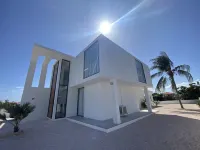 VILLA SKYFALL - Luxury design villa with sea view near Jan Thiel Beach!