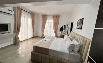 Lux Ocean View Penthouse Apartment