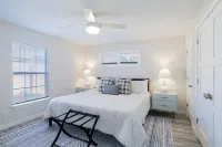 House in Mobile Newly Renovated! Quiet street & centrally located to interstate!