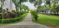 Park Springs Hotel Hotels near Elmina Boat Cruise