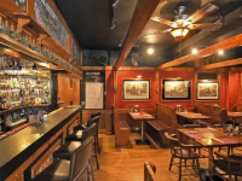 The Country Inn of Berkeley Springs Hotels in Berkeley Springs