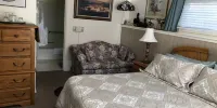 Deal's Bed & Breakfast Inn - Junior King Suite