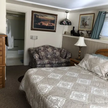 Deal's Bed & Breakfast Inn
