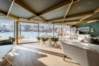 Crystls Aparthotel Hotels in Flachau